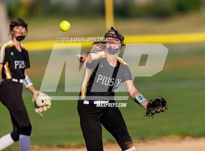 Thumbnail 1 in Fillmore Central @ Pius X photogallery.