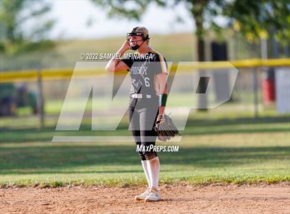 Thumbnail 3 in Fillmore Central @ Pius X photogallery.
