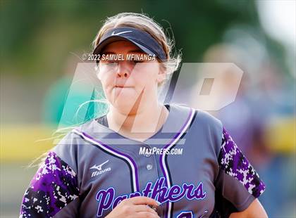 Thumbnail 2 in Fillmore Central @ Pius X photogallery.