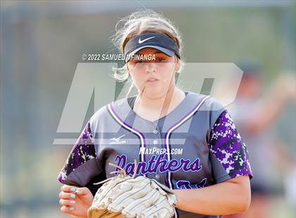 Thumbnail 2 in Fillmore Central @ Pius X photogallery.