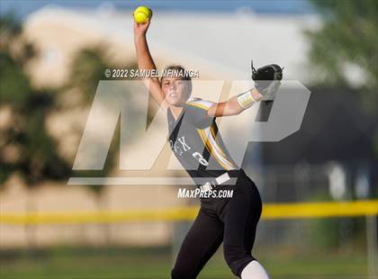 Thumbnail 2 in Fillmore Central @ Pius X photogallery.