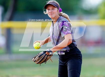 Thumbnail 2 in Fillmore Central @ Pius X photogallery.