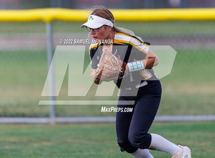 Thumbnail 1 in Fillmore Central @ Pius X photogallery.