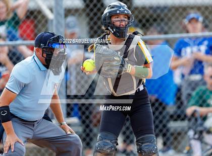 Thumbnail 3 in Fillmore Central @ Pius X photogallery.