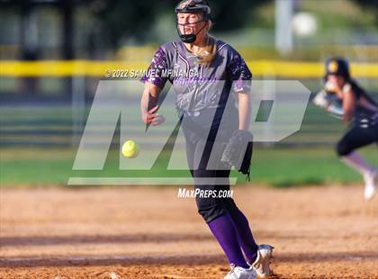 Thumbnail 1 in Fillmore Central @ Pius X photogallery.