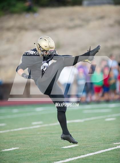 Thumbnail 3 in Menlo-Atherton @ Archbishop Mitty photogallery.