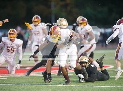 Thumbnail 2 in Menlo-Atherton @ Archbishop Mitty photogallery.
