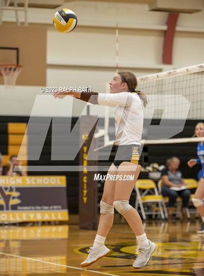 Thumbnail 2 in Orland @ Yuba City photogallery.