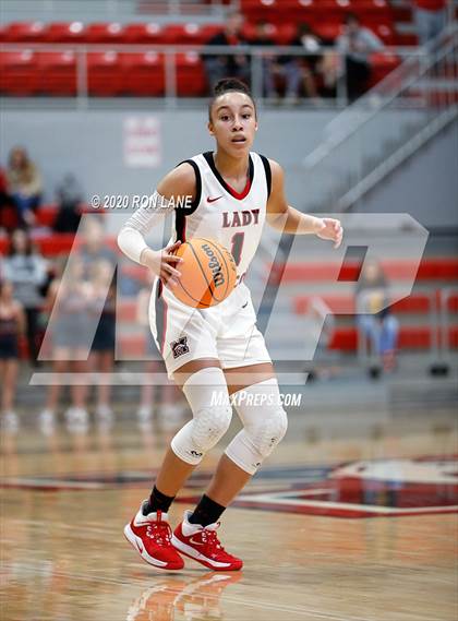 Thumbnail 2 in Edmond Memorial @ Mustang photogallery.