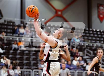 Thumbnail 2 in Edmond Memorial @ Mustang photogallery.