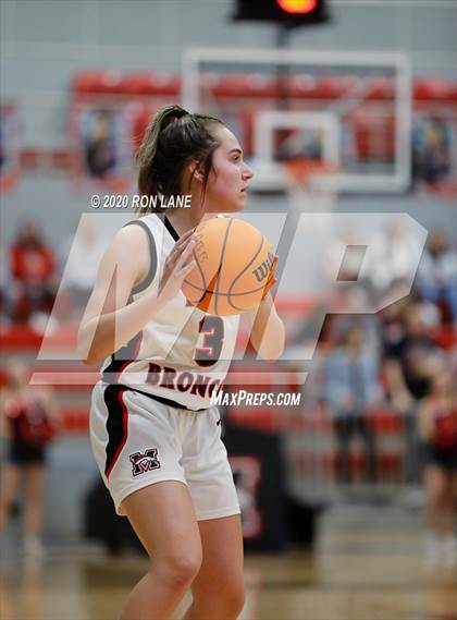 Thumbnail 2 in Edmond Memorial @ Mustang photogallery.
