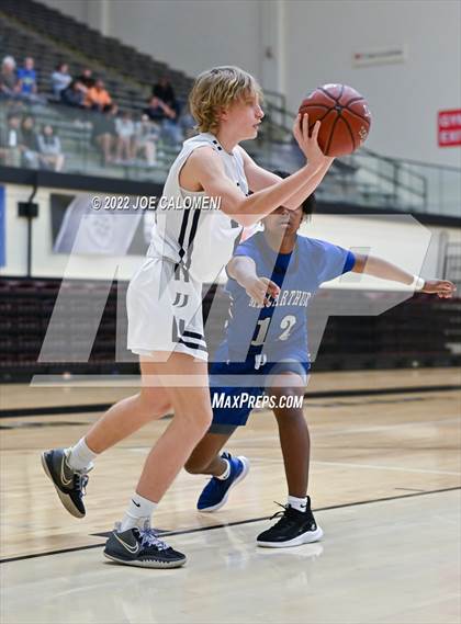 Thumbnail 1 in MacArthur [Douglas] vs Johnson photogallery.