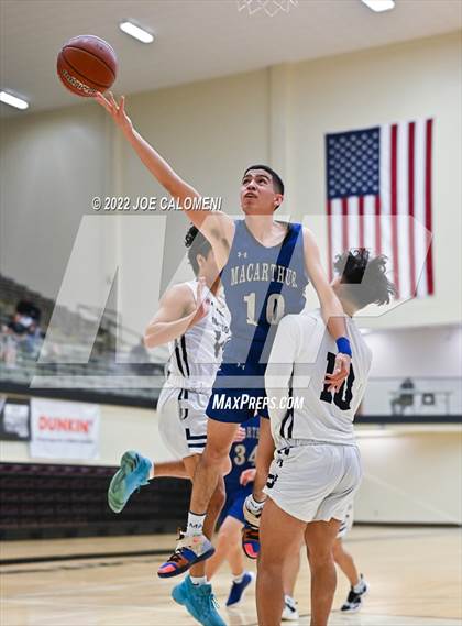 Thumbnail 3 in MacArthur [Douglas] vs Johnson photogallery.
