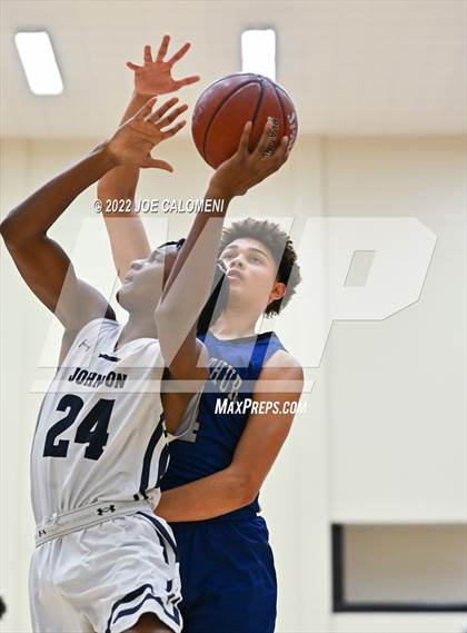 Thumbnail 1 in MacArthur [Douglas] vs Johnson photogallery.