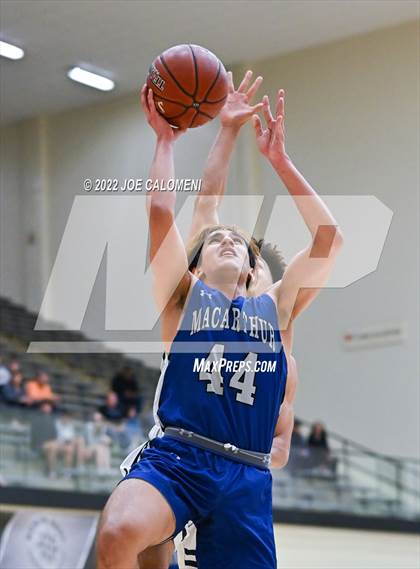Thumbnail 2 in MacArthur [Douglas] vs Johnson photogallery.