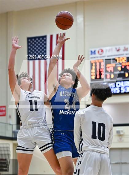 Thumbnail 3 in MacArthur [Douglas] vs Johnson photogallery.