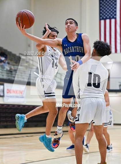 Thumbnail 1 in MacArthur [Douglas] vs Johnson photogallery.