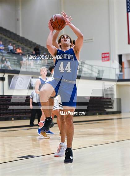 Thumbnail 3 in MacArthur [Douglas] vs Johnson photogallery.