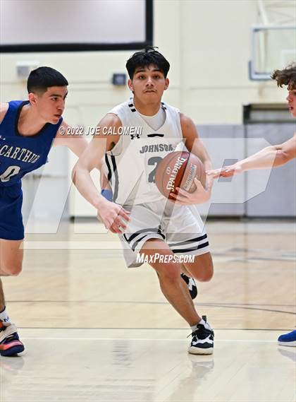 Thumbnail 3 in MacArthur [Douglas] vs Johnson photogallery.