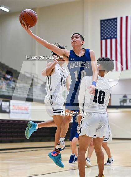 Thumbnail 2 in MacArthur [Douglas] vs Johnson photogallery.