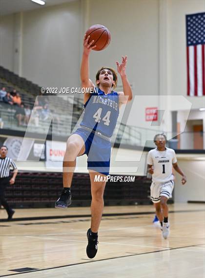 Thumbnail 2 in MacArthur [Douglas] vs Johnson photogallery.