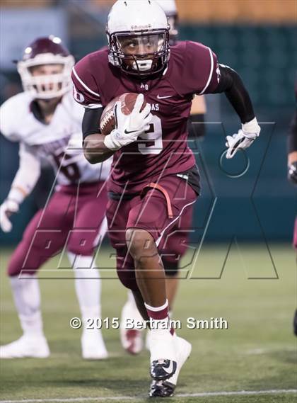 Thumbnail 2 in Aquinas Institute vs. Orchard Park (NYSPHSAA Class AA Regional Final) photogallery.