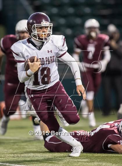 Thumbnail 3 in Aquinas Institute vs. Orchard Park (NYSPHSAA Class AA Regional Final) photogallery.