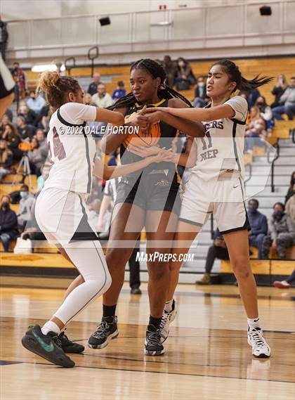 Thumbnail 3 in St. John-Vianney vs. Rutgers Prep photogallery.