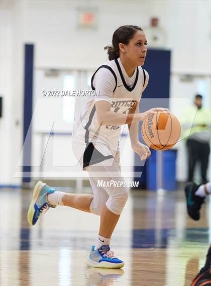 Thumbnail 2 in St. John-Vianney vs. Rutgers Prep photogallery.