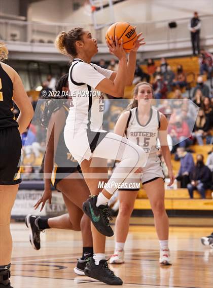 Thumbnail 1 in St. John-Vianney vs. Rutgers Prep photogallery.