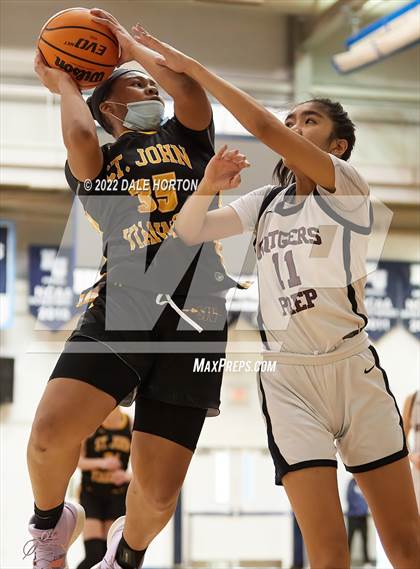 Thumbnail 1 in St. John-Vianney vs. Rutgers Prep photogallery.