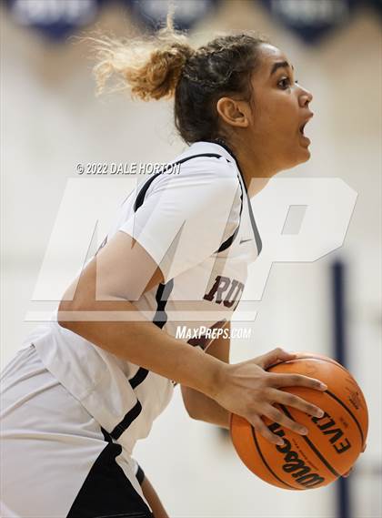 Thumbnail 1 in St. John-Vianney vs. Rutgers Prep photogallery.