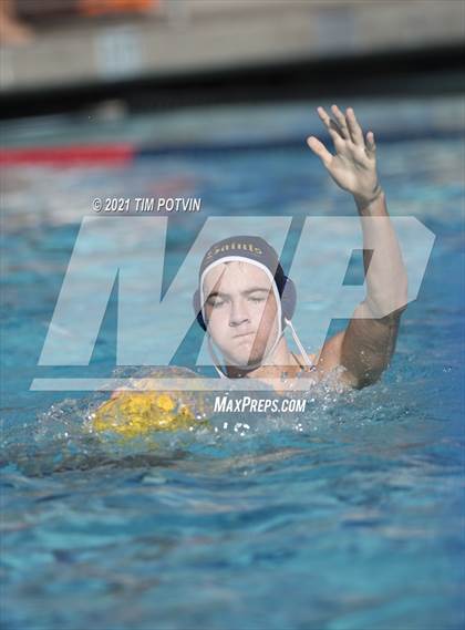 Thumbnail 2 in Crean Lutheran vs Ocean View (CIF SS D6 Final) photogallery.