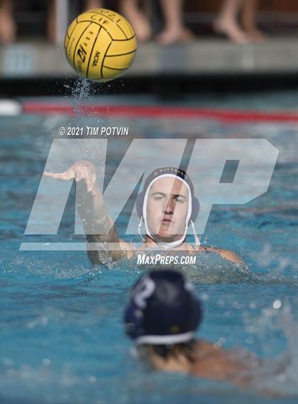 Thumbnail 3 in Crean Lutheran vs Ocean View (CIF SS D6 Final) photogallery.