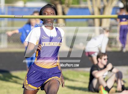 Thumbnail 1 in Vandebilt Catholic(Terrier Relays) photogallery.