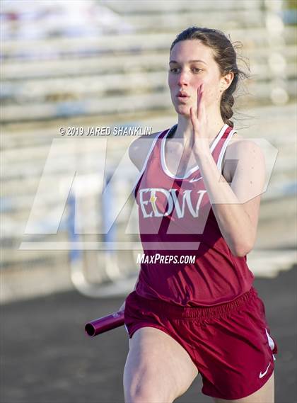 Thumbnail 2 in Vandebilt Catholic(Terrier Relays) photogallery.