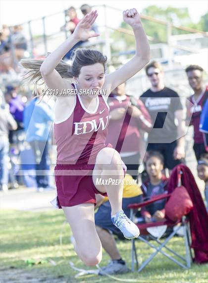 Thumbnail 1 in Vandebilt Catholic(Terrier Relays) photogallery.