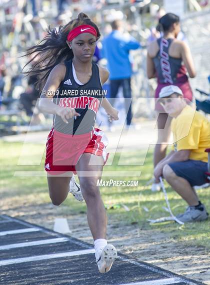 Thumbnail 2 in Vandebilt Catholic(Terrier Relays) photogallery.