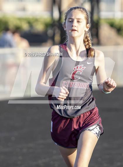 Thumbnail 3 in Vandebilt Catholic(Terrier Relays) photogallery.