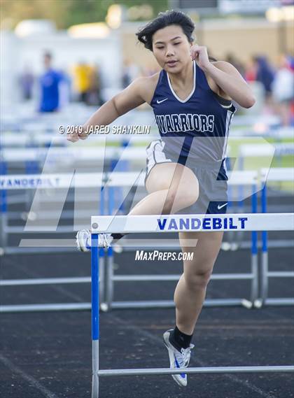 Thumbnail 3 in Vandebilt Catholic(Terrier Relays) photogallery.