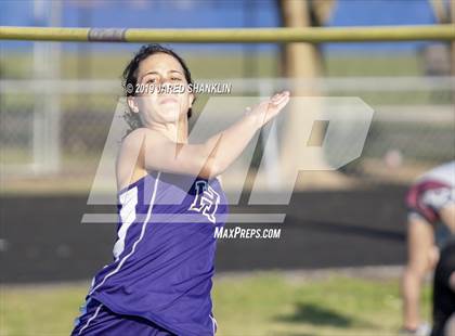 Thumbnail 2 in Vandebilt Catholic(Terrier Relays) photogallery.