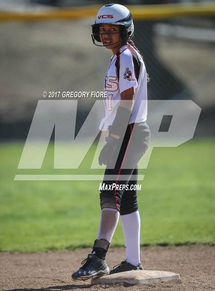 Thumbnail 1 in Village Christian vs. Alverno Heights Academy photogallery.