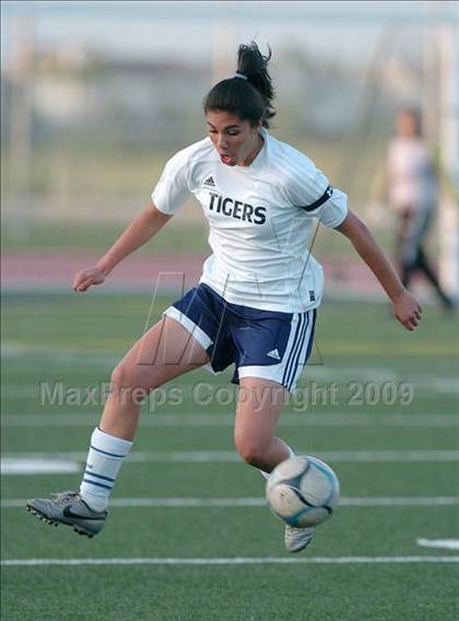 Thumbnail 1 in Woodland @ Inderkum photogallery.