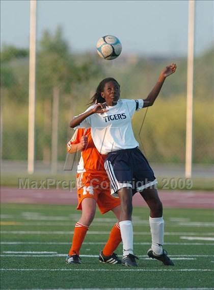 Thumbnail 2 in Woodland @ Inderkum photogallery.