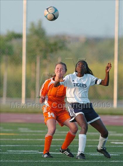 Thumbnail 1 in Woodland @ Inderkum photogallery.