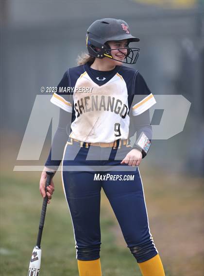 Thumbnail 1 in Shenango @ Union Area photogallery.