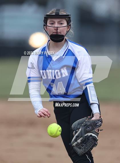 Thumbnail 2 in Shenango @ Union Area photogallery.