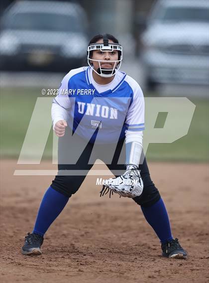 Thumbnail 2 in Shenango @ Union Area photogallery.