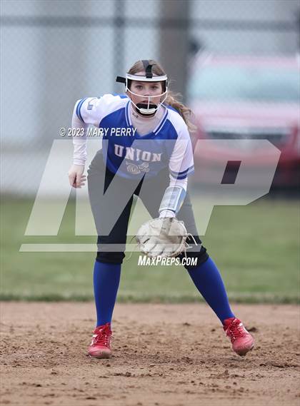 Thumbnail 2 in Shenango @ Union Area photogallery.