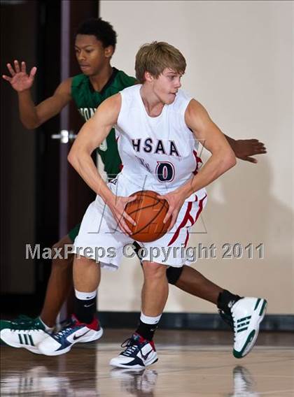 Thumbnail 3 in Dallas HSAA South vs Happy Hill Farm (Lake Country Classic) photogallery.